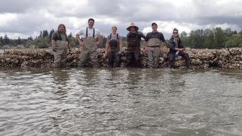 Crew with shell bags, Suquamish Tribe, Dyes Inlet. 